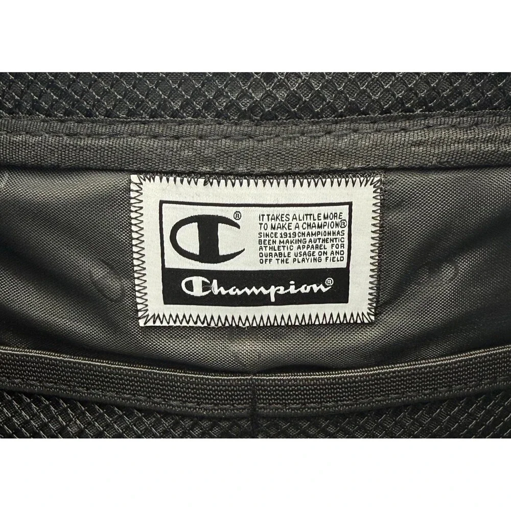 NWT Champion Defender Hanging Toiletry Bag Chive Green Travel Wash Kit Case
